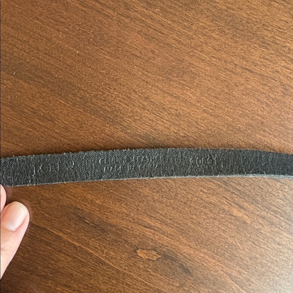 J.CREW Skinny Italian Leather Belt black Gold Tone Hardware Size S classic - Picture 3 of 4